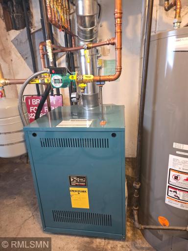 hot water system.jpg