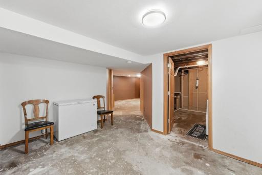 850 S Alger Avenue, Rush City, MN 55069