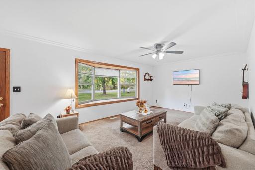 850 S Alger Avenue, Rush City, MN 55069