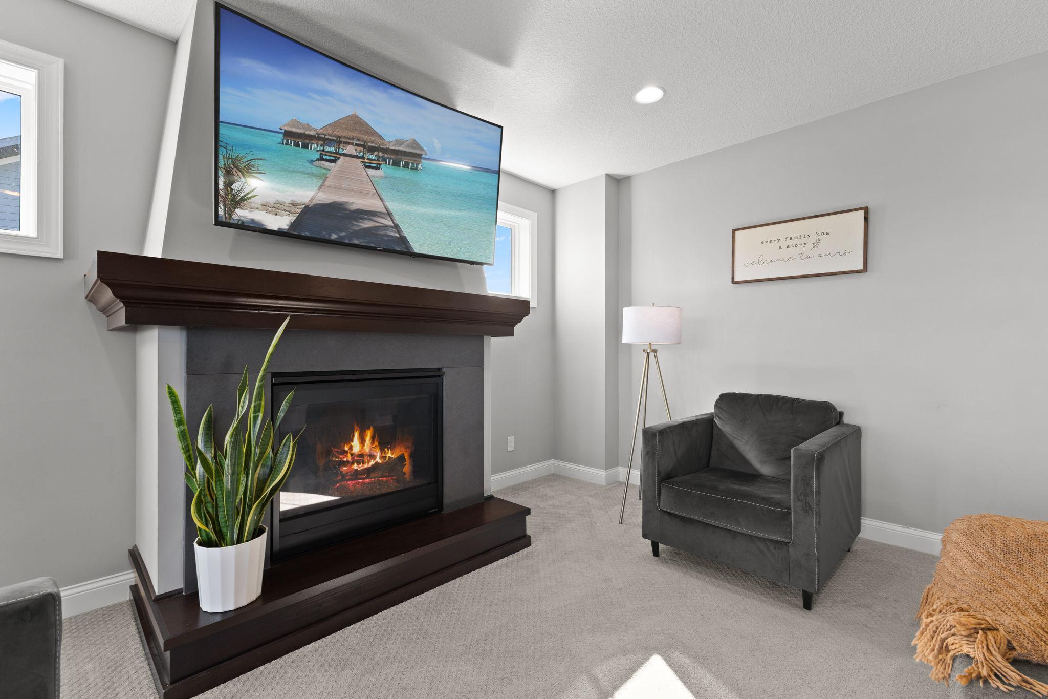 Gas fireplace with hearth and mantle