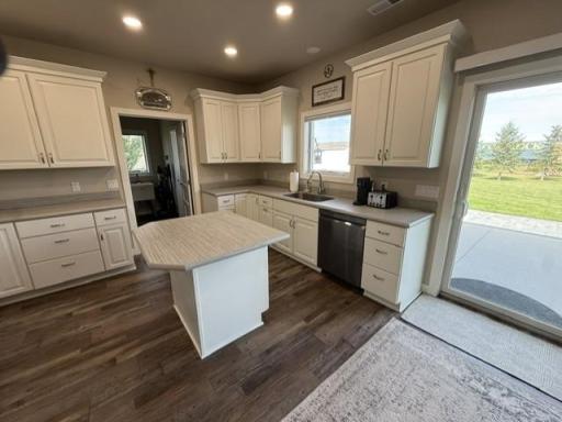 1294 Linden Court, Wahpeton, ND 58075