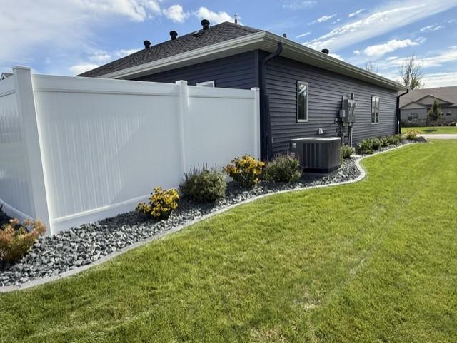 privacy fence around the hot tub