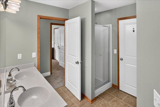 137 6th Street SW, Delano, MN 55328