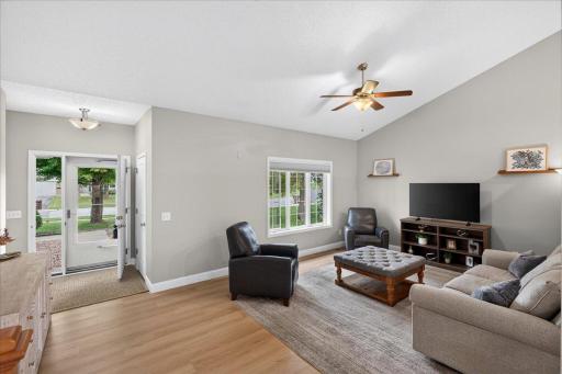 137 6th Street SW, Delano, MN 55328