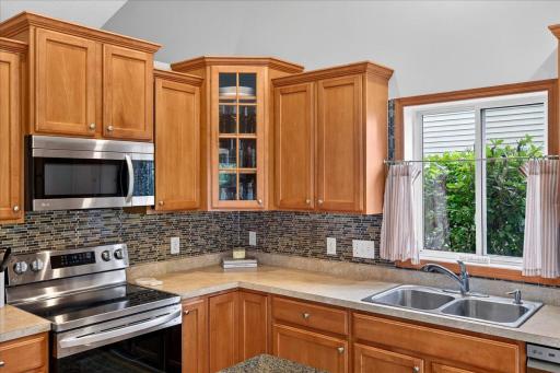 137 6th Street SW, Delano, MN 55328