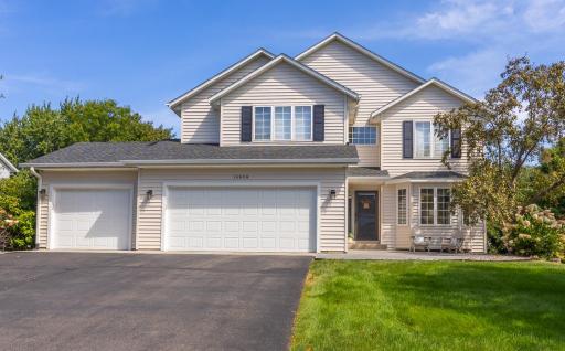 16808 Interlachen Boulevard, Lakeville, MN 55044