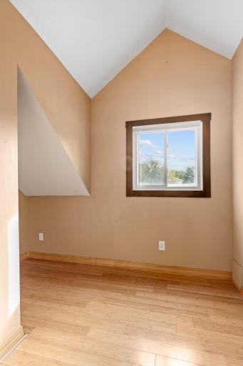 4129 5th Street NE, Columbia Heights, MN 55421