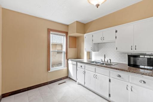 4129 5th Street NE, Columbia Heights, MN 55421