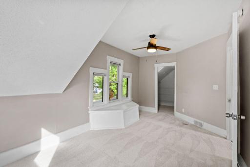 4129 5th Street NE, Columbia Heights, MN 55421