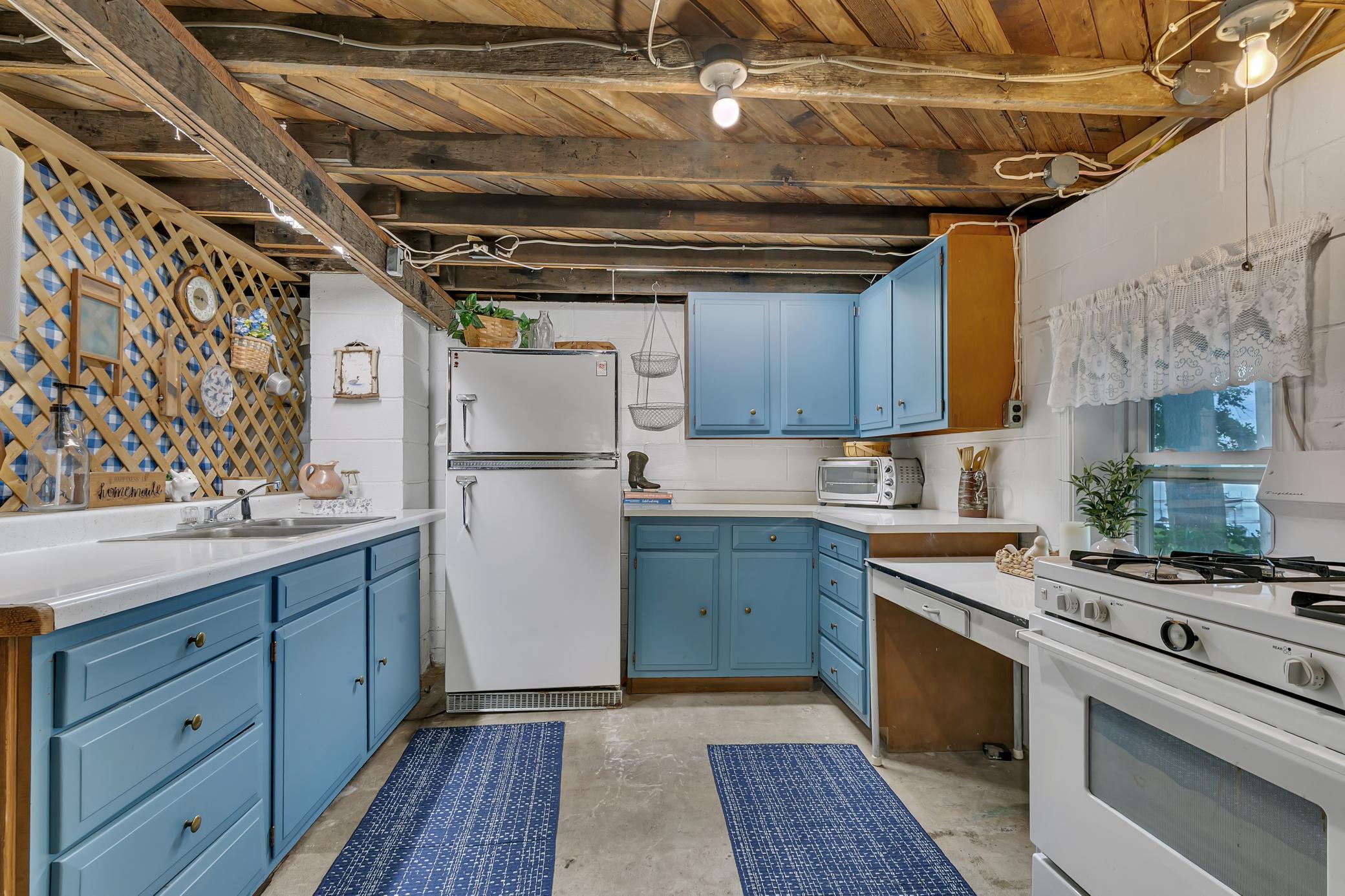 Downstairs kitchen