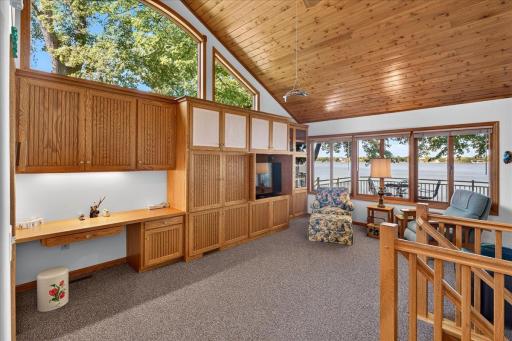 Knotty Alder Ceilings Bring Warm Cabin Character to This Year-Round Lake Home