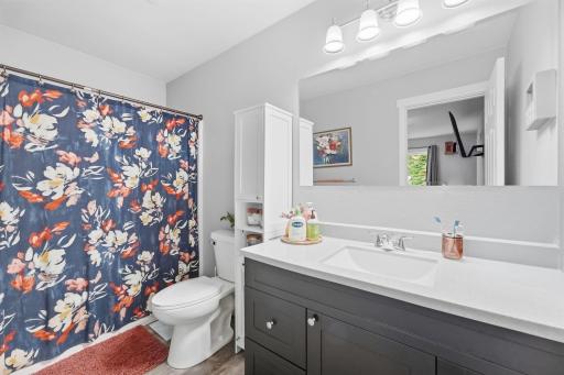348 1st Avenue S, Motley, MN 56466