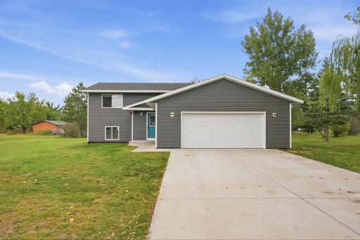 348 1st Avenue S, Motley, MN 56466