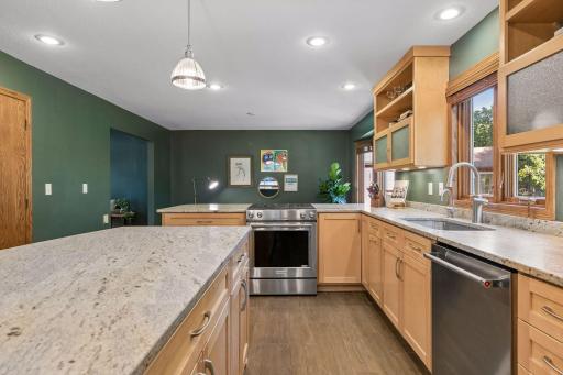 4166 Parkridge Drive, White Bear Lake, MN 55110