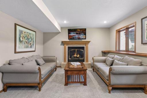 4166 Parkridge Drive, White Bear Lake, MN 55110