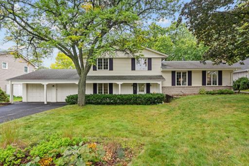 5705 Lois Lane, Edina, MN 55439