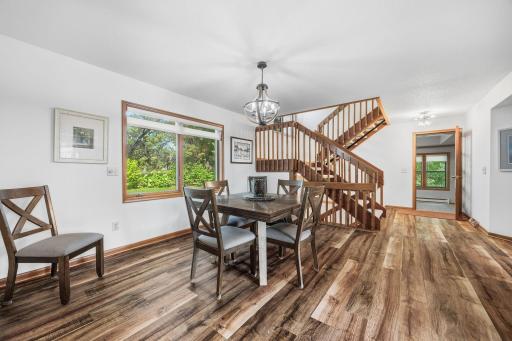 1275 Rolling Oaks Lane NW, Hutchinson, MN 55350