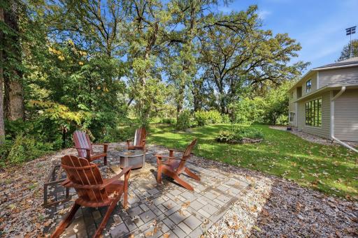1275 Rolling Oaks Lane NW, Hutchinson, MN 55350