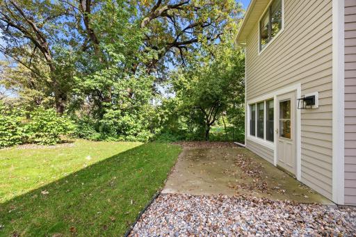 1275 Rolling Oaks Lane NW, Hutchinson, MN 55350