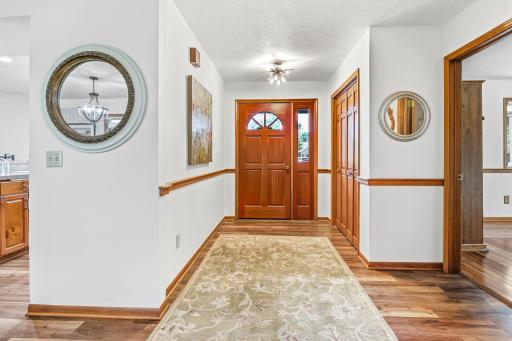 1275 Rolling Oaks Lane NW, Hutchinson, MN 55350