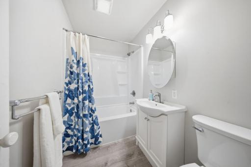 2800 Georgia Avenue S, Saint Louis Park, MN 55426