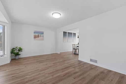 4936 Poppy Lane, Minneapolis, MN 55435