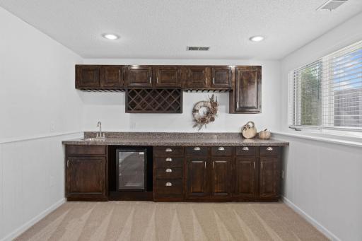 4936 Poppy Lane, Minneapolis, MN 55435