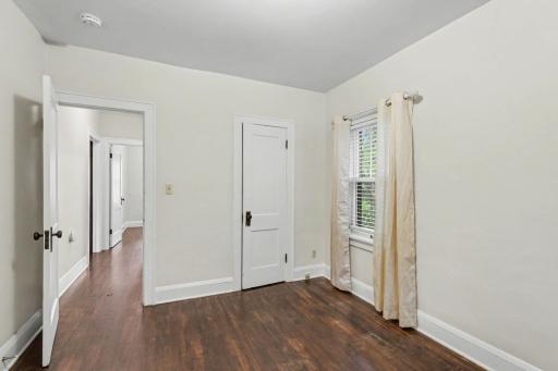 595 Syndicate Street N, Saint Paul, MN 55104