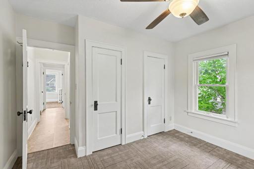 595 Syndicate Street N, Saint Paul, MN 55104