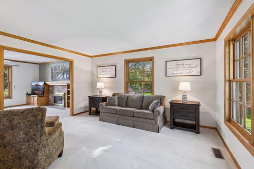 19015 31st Avenue N, Plymouth, MN 55447
