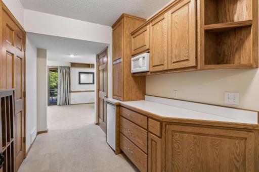 19015 31st Avenue N, Plymouth, MN 55447