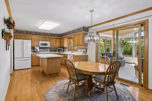 19015 31st Avenue N, Plymouth, MN 55447