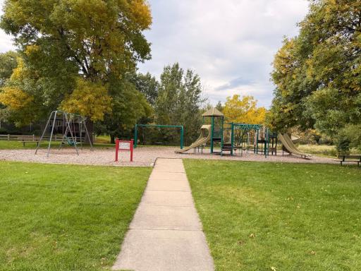 Churchill Farms Exclusive Park - 7 houses away