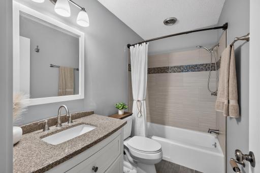 10251 Berkshire Road, Bloomington, MN 55437