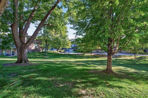 10251 Berkshire Road, Bloomington, MN 55437