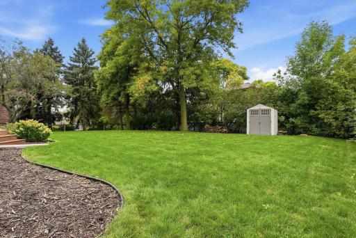 90-web-or-mls-4875_Cottonwood_Lane_North_Plymouth_03631.jpg
