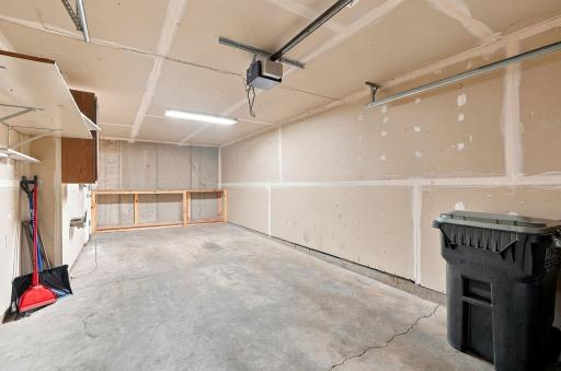 32-web-or-mls-7290 147th Ln NW-32.jpg