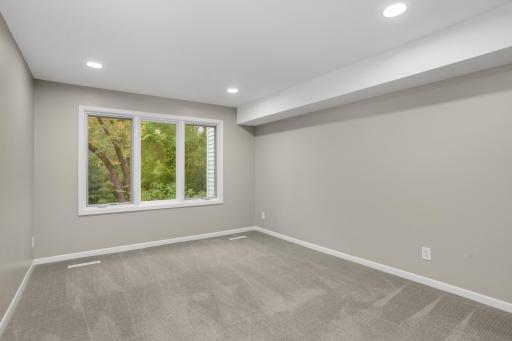 7 Wellesley Place, Edina, MN 55436