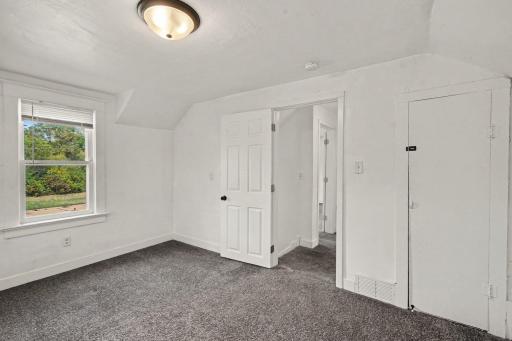 1170 Stoughton Avenue, Chaska, MN 55318