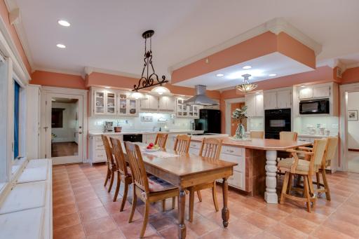 4151 Rice Street, Saint Paul, MN 55126