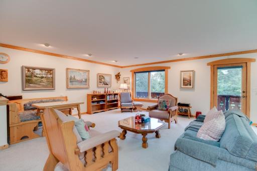 4151 Rice Street, Saint Paul, MN 55126