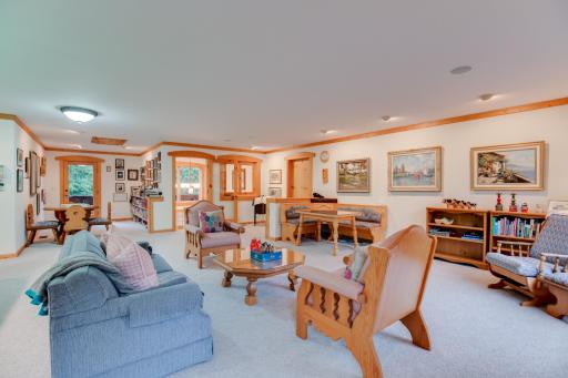 4151 Rice Street, Saint Paul, MN 55126