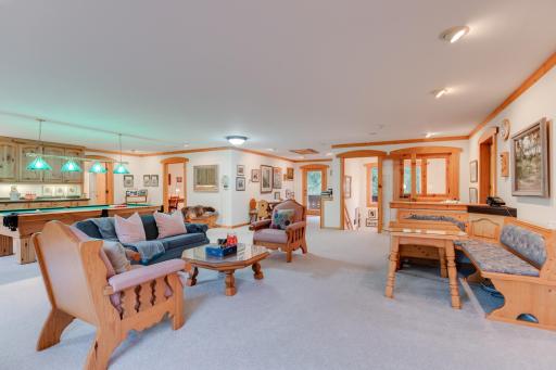 4151 Rice Street, Saint Paul, MN 55126