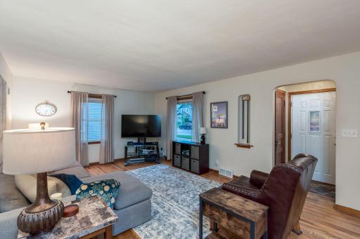 1204 N 4th Street, Mankato, MN 56001