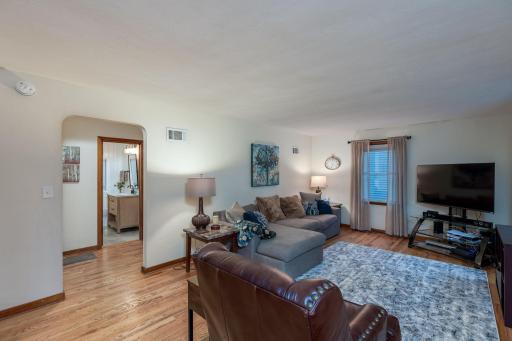 1204 N 4th Street, Mankato, MN 56001