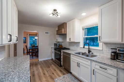 1204 N 4th Street, Mankato, MN 56001