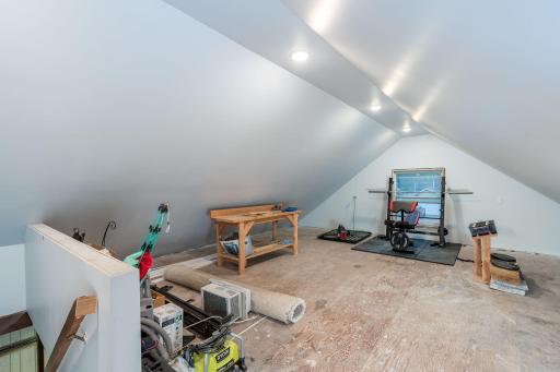1204 N 4th Street, Mankato, MN 56001