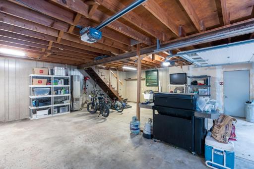 1204 N 4th Street, Mankato, MN 56001