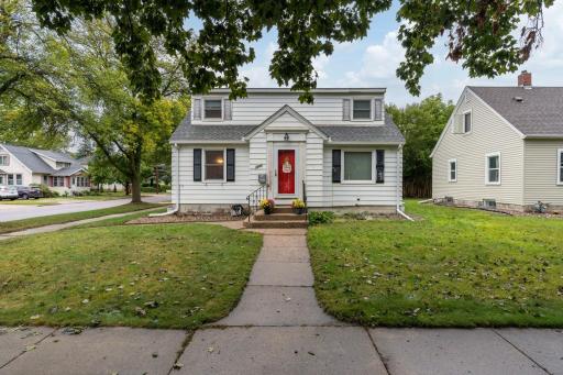 1204 N 4th Street, Mankato, MN 56001