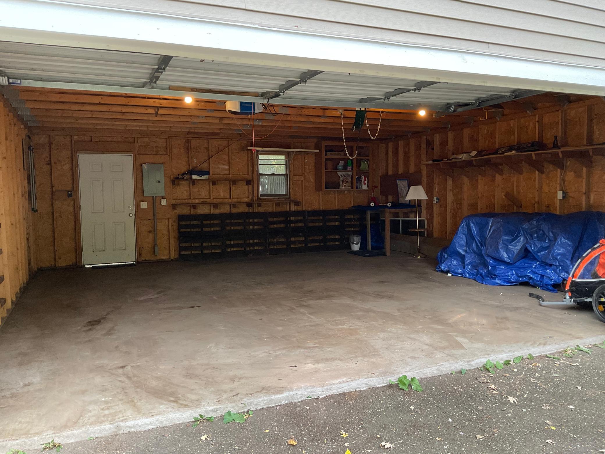 24.2 x 24 garage